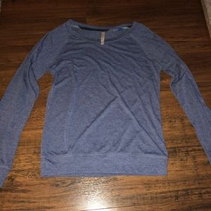 Long sleeve tee